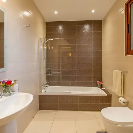 Tfiefa Gospodarstwo wiejskie *